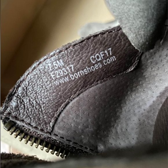 7.5 Leather Booties - MINT CONDITION - Picture 4 of 7